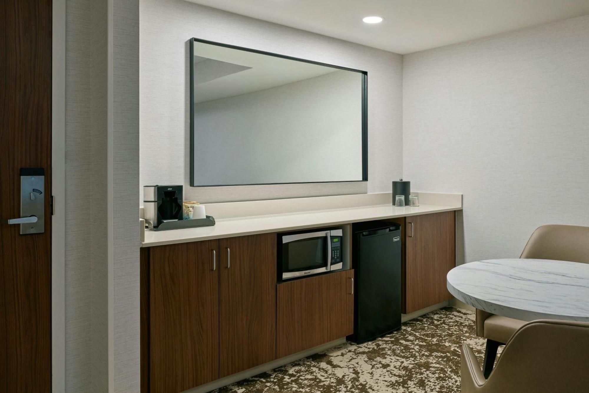 Courtyard By Marriott Los Angeles Pasadena Old Town מראה חיצוני תמונה