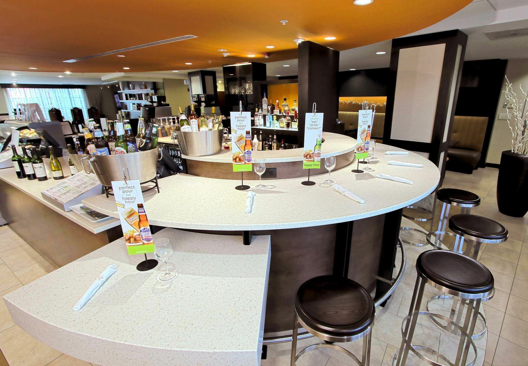 Courtyard By Marriott Los Angeles Pasadena Old Town מראה חיצוני תמונה